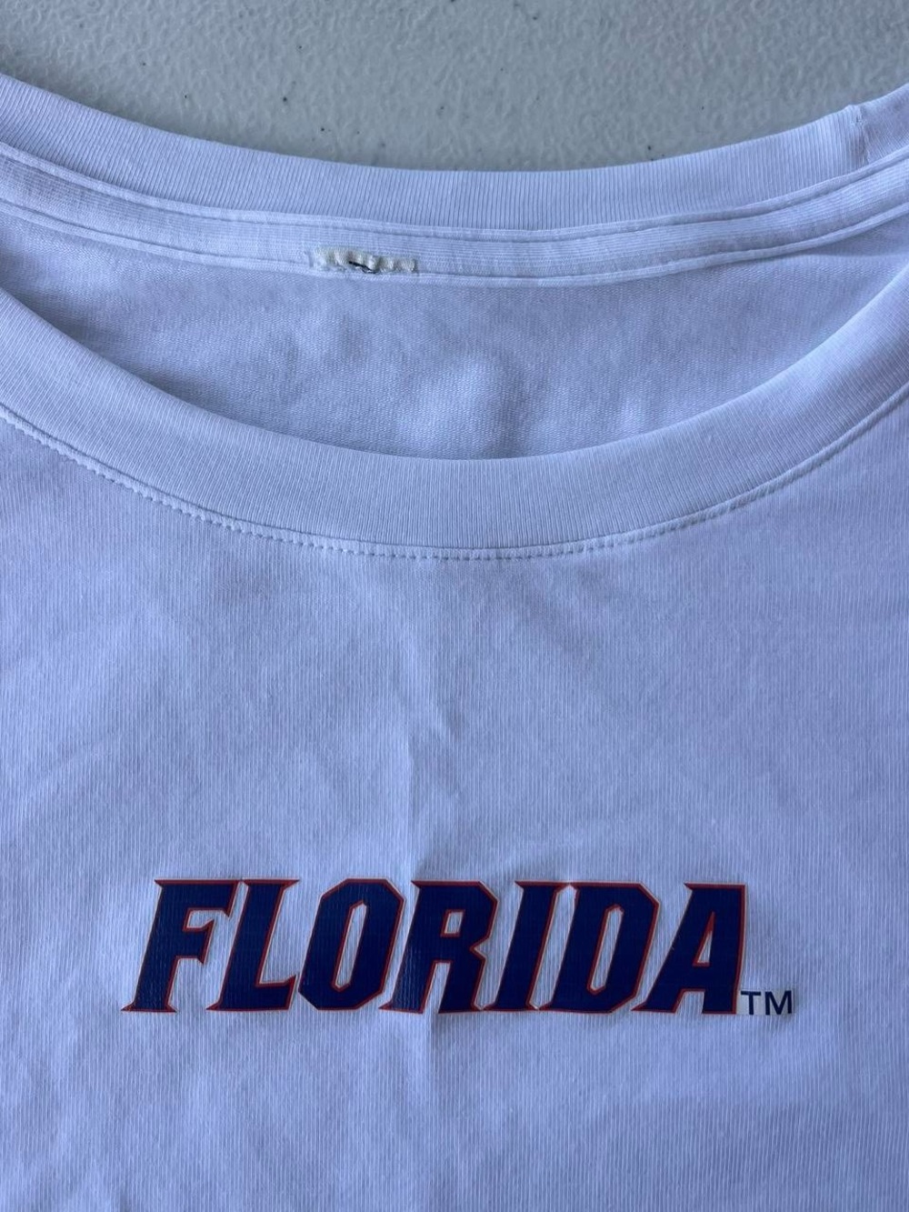 Lululemon Florida Gators White Graphic Tee Women’s Athletic Size 12 Top - Picture 2 of 5
